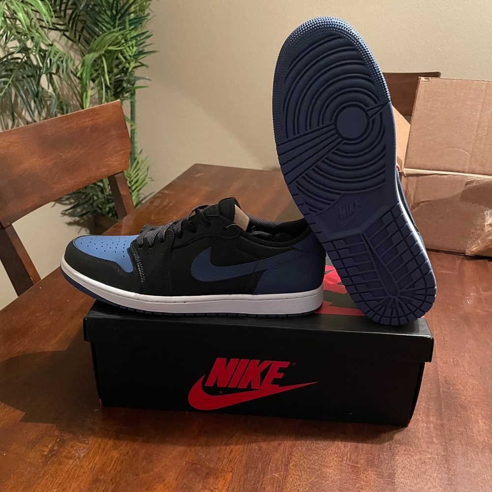 Jordan 1 low “mystic navy”